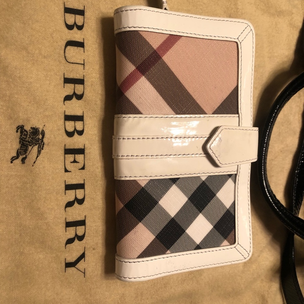 Burberry wallet